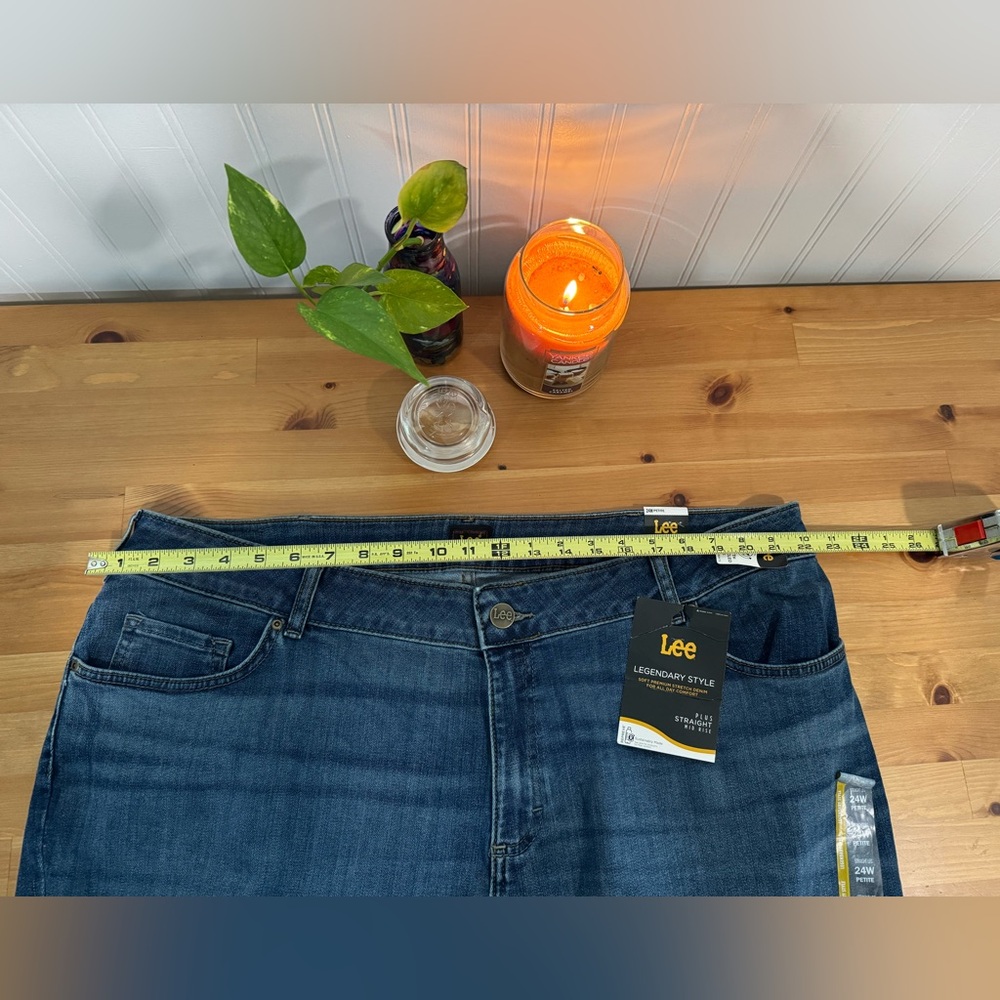 Lee Straight Leg Mid Rise Blue Jeans Size 24W Petite New With Tags - Picture 8 of 12